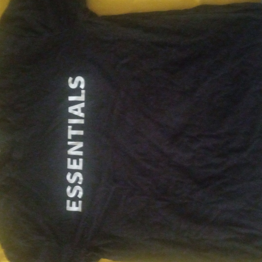 Mens essential shirt Replica version (Read description) - Picture 2 of 4